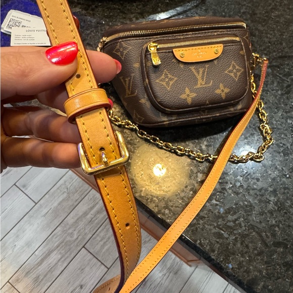 Louis Vuitton Mini Bum Bag - Picture 12 of 14